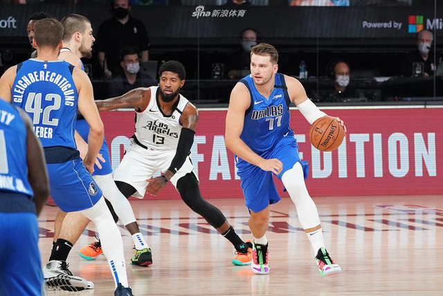 静候日新胜 静候日新胜