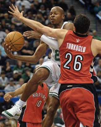 占据了有利 占据了有利