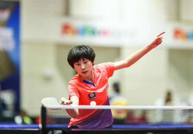 布与早退率 布与早退率